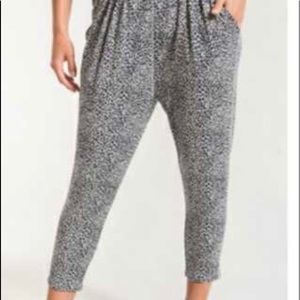 Z supply leopard print pants Sz M